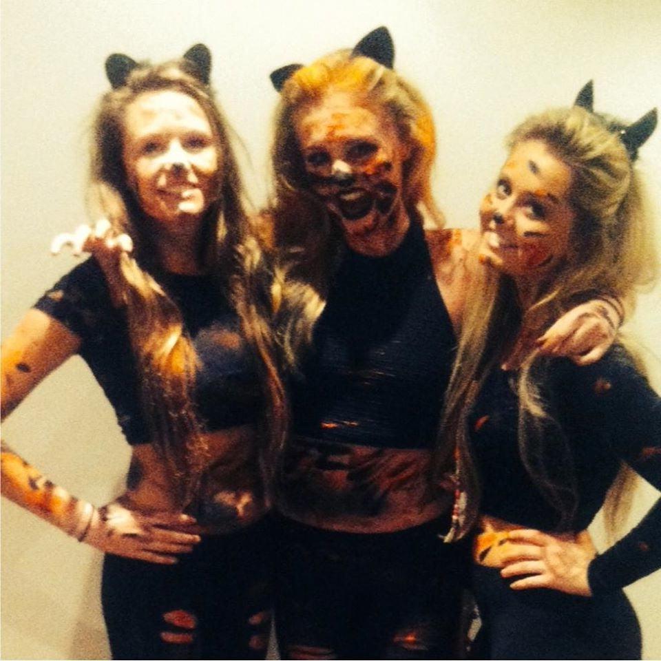 25P Sluts in Fancy Dress 300