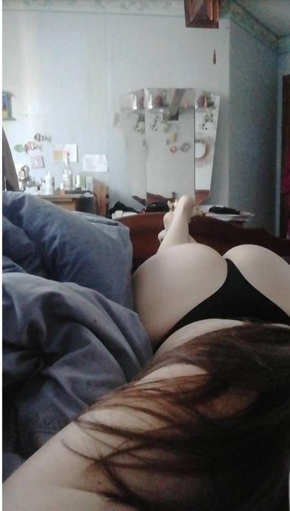 13P FRENCH SLUT #10 (DM FOR DETAILS)
