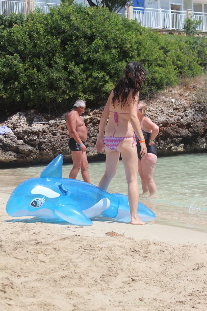 21P VANESSA 32 Y FRENCH WHORE MOM