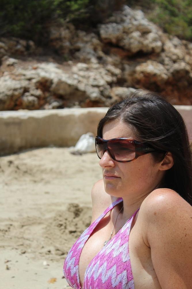 21P VANESSA 32 Y FRENCH WHORE MOM