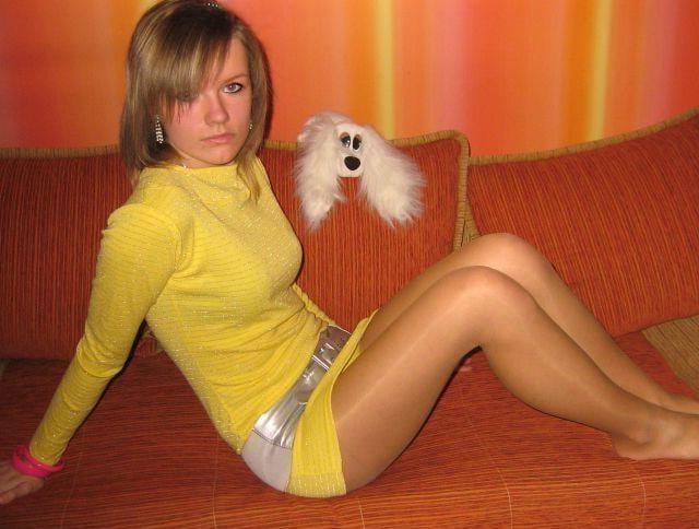 25P sexy babes in tights pantyhose nylons 187