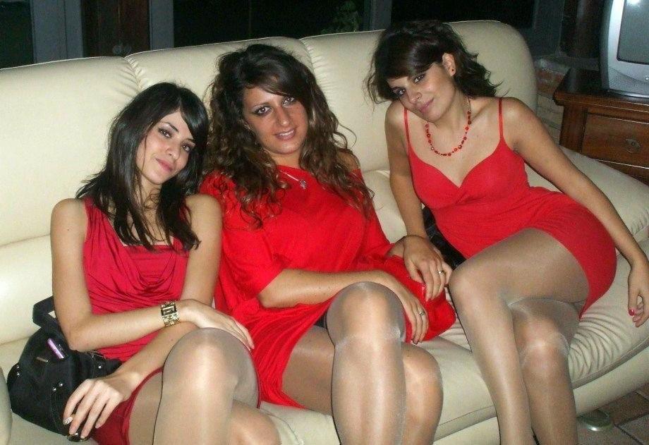 25P sexy babes in tights pantyhose nylons 187