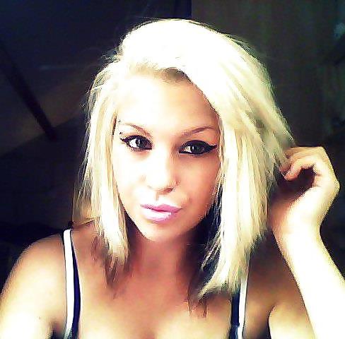 7P Blonde  french slut