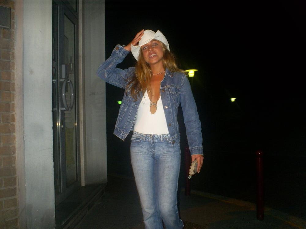 21P French milf 03