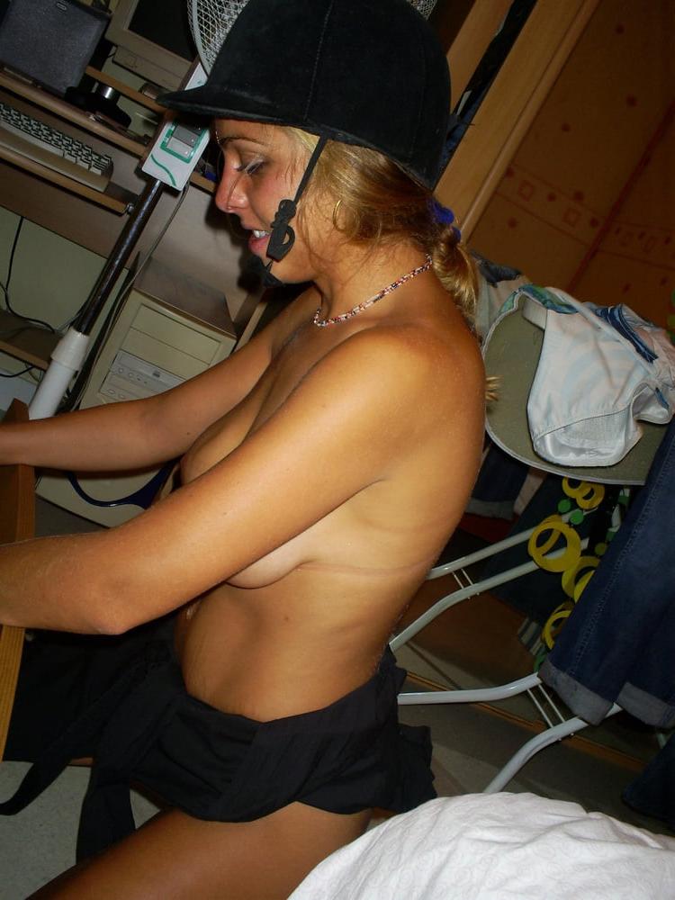 21P French milf 03