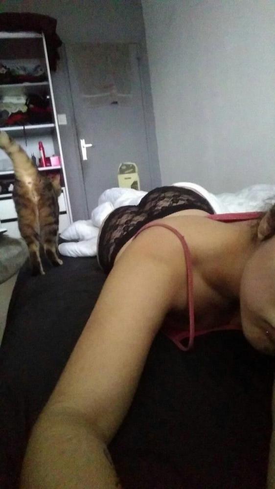 11P FRENCH SLUT #4 (DM FOR DETAILS)