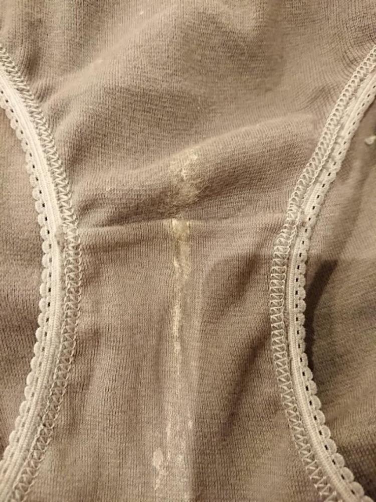 25P Dirty Panties