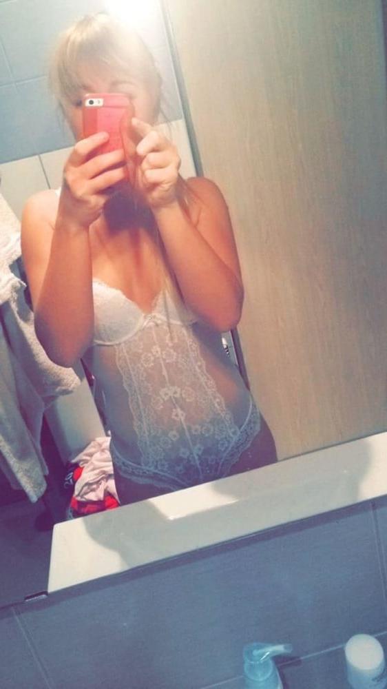 25P FRENCH SLUT #3 (DM FOR DETAILS)