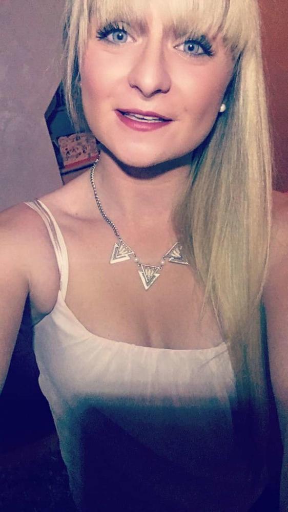 25P FRENCH SLUT #3 (DM FOR DETAILS)