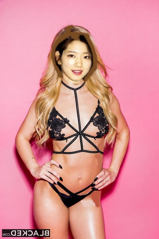 23P sex unexpected 6 black big cock to Park Shin-hye in bedroom