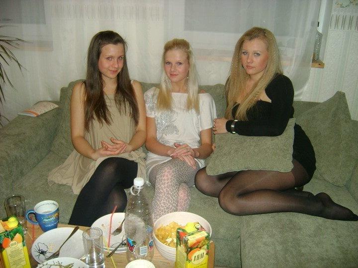 25P sexy babes in tights pantyhose nylons 184