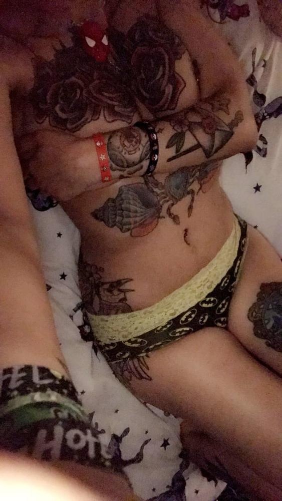 22P FRENCH SLUT #13 (DM FOR DETAILS)