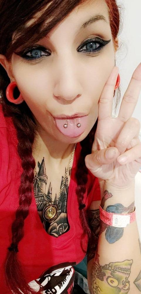 22P FRENCH SLUT #13 (DM FOR DETAILS)