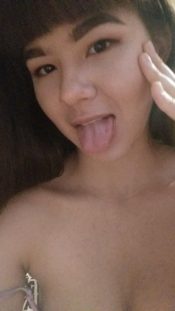 9P FRENCH SLUT #6 (DM FOR DETAILS)