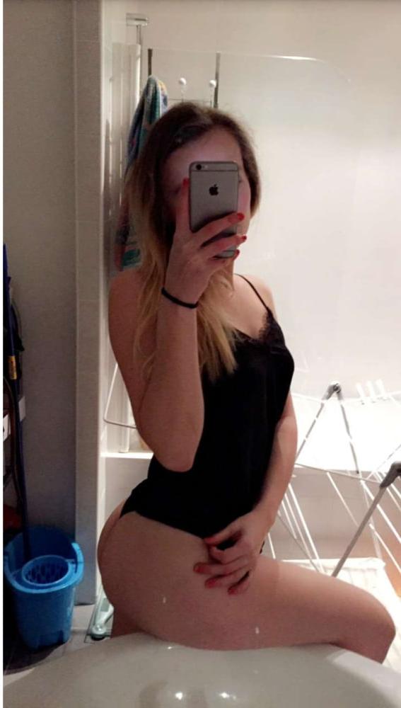 9P FRENCH SLUT #5 (DM FOR DETAILS)