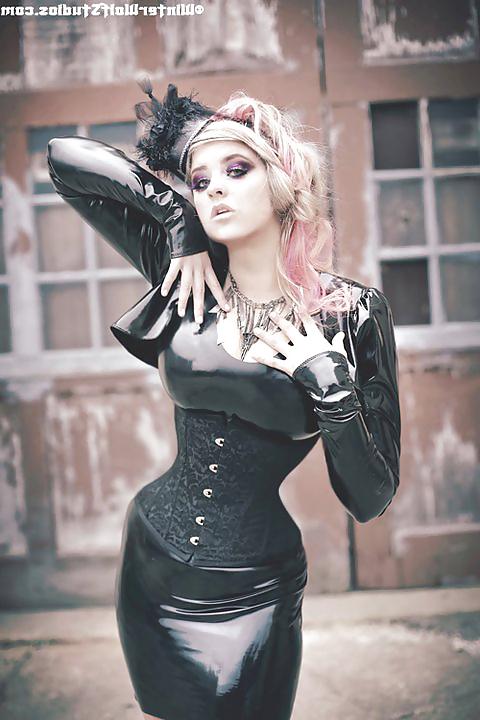 20P Corset 6!