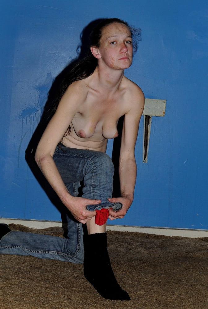 25P Dirty Junkie Whores 12
