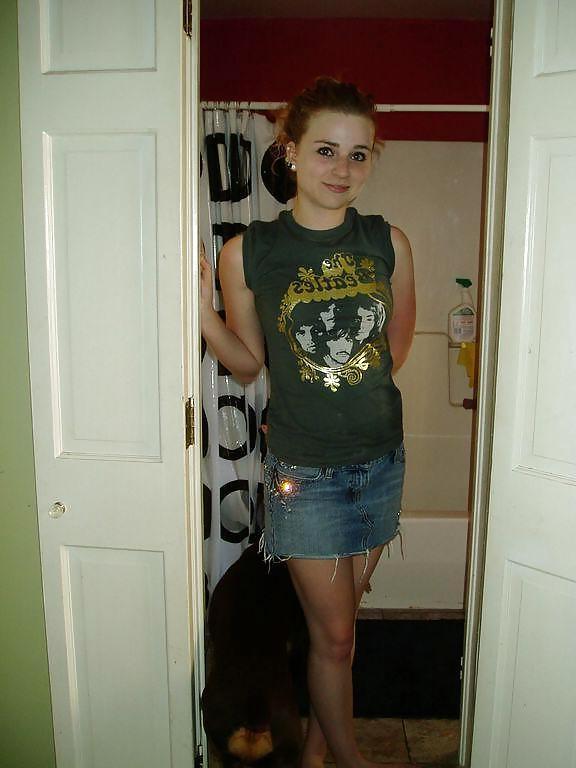 25P Freckled Redhead Teen