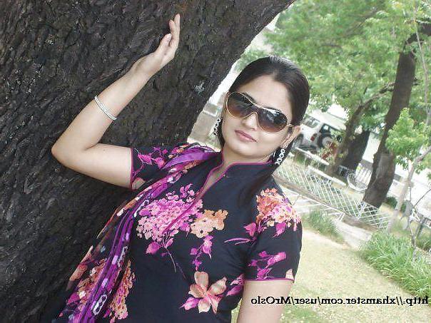 25P My Pakistani ex girlfriend Annam Ilyas