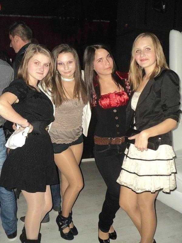 25P sexy babes in tights pantyhose nylons 177
