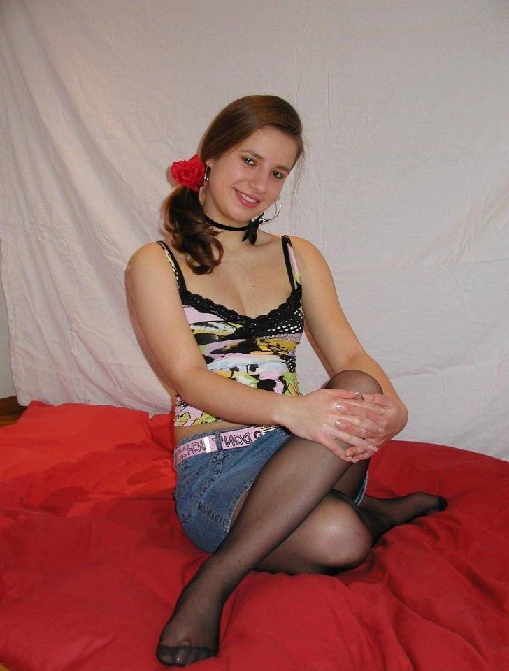 25P sexy babes in tights pantyhose nylons 177