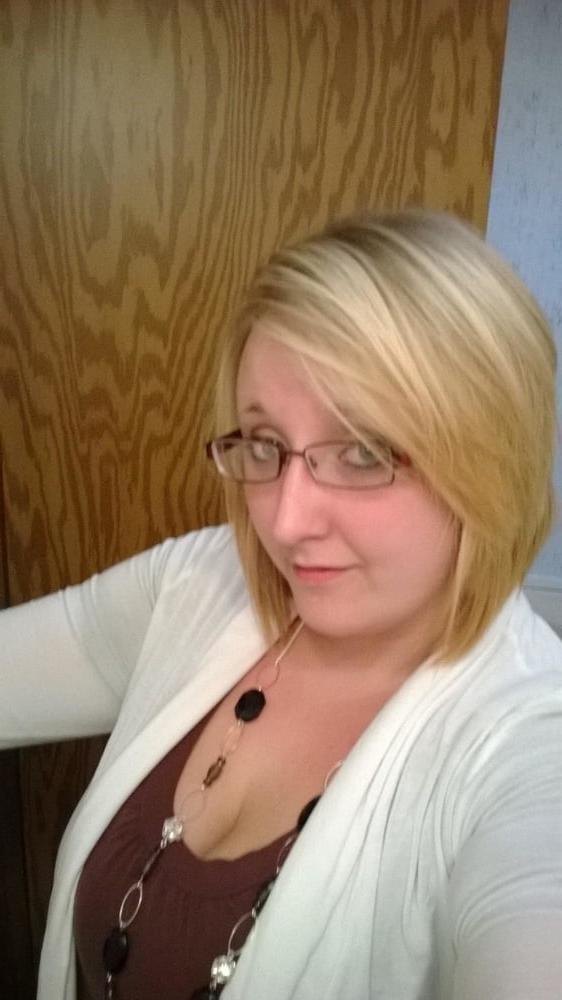 25P Busty Blonde