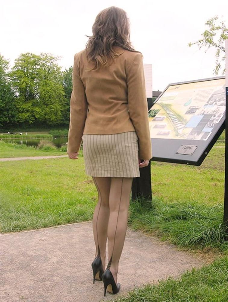 25P street pantyhose 4