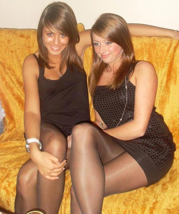 25P sexy babes in tights pantyhose nylons 174