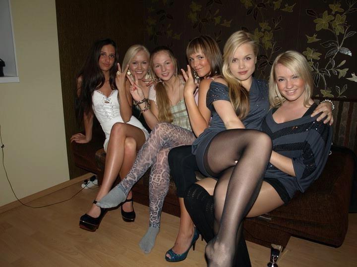 25P sexy babes in tights pantyhose nylons 168