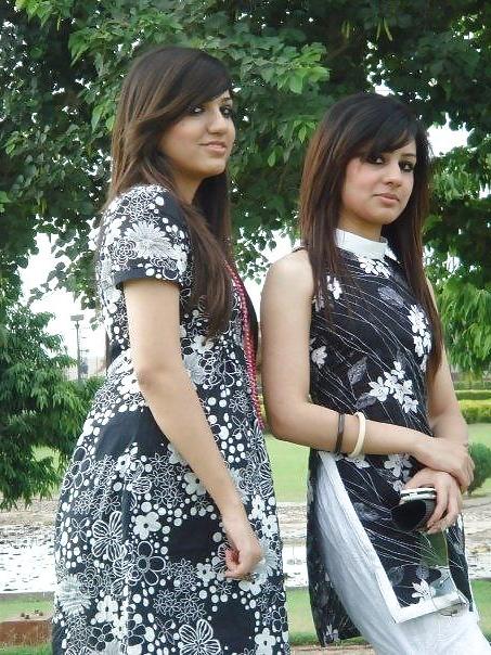 13P Pakistani beauties