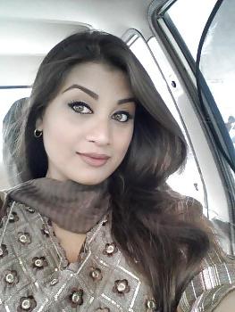 13P Pakistani beauties