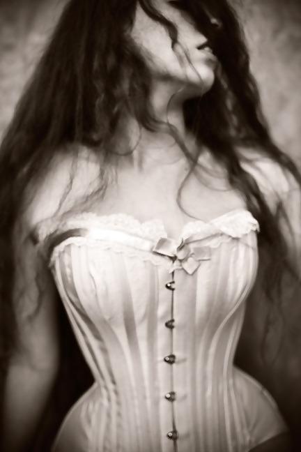 25P Corset 19!