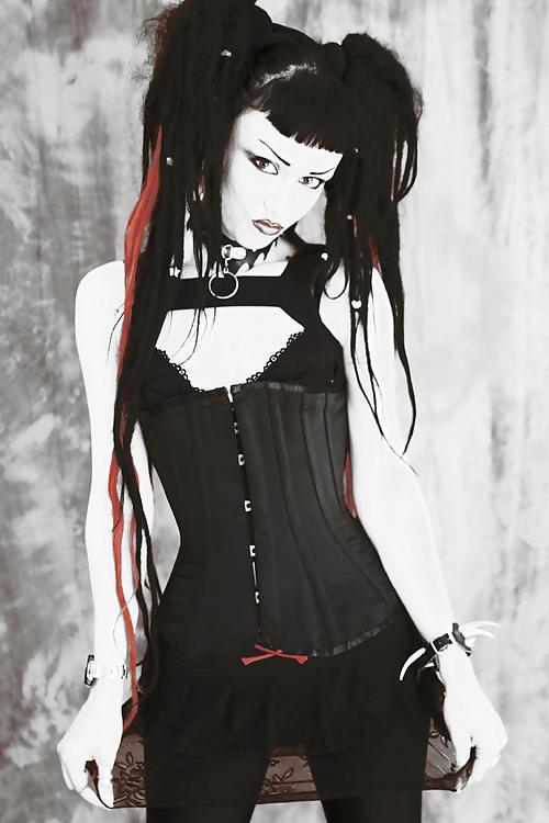 25P Corset 19!