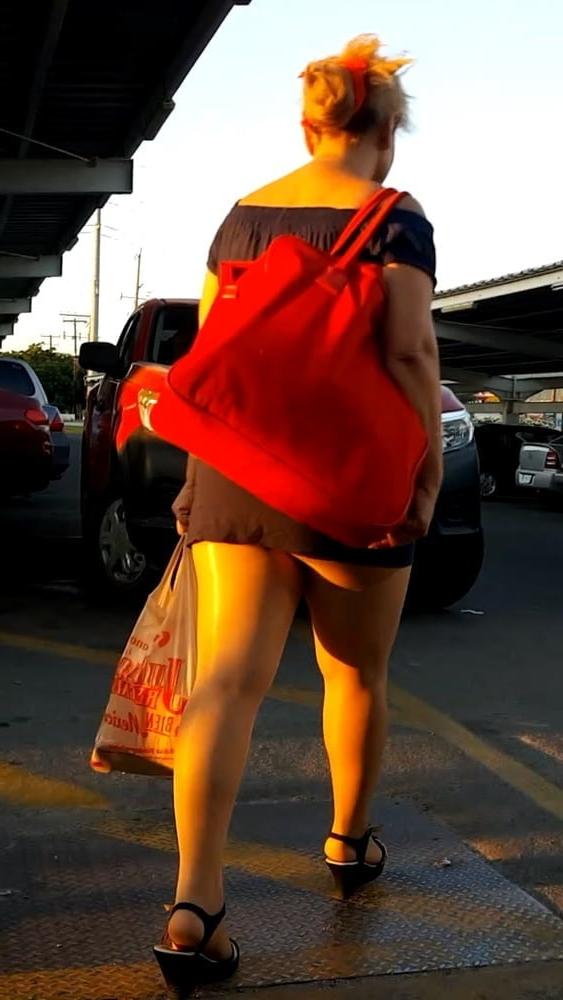 16P street pantyhose 1