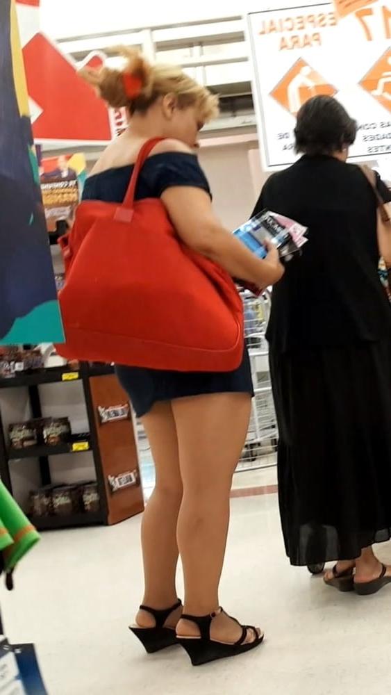 16P street pantyhose 1