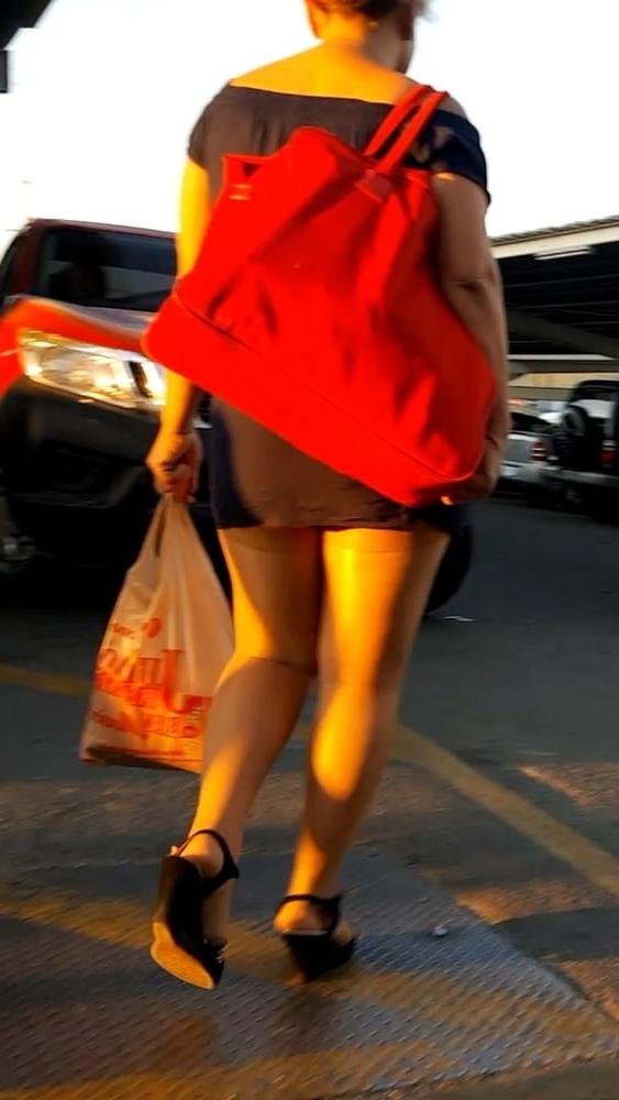16P street pantyhose 1