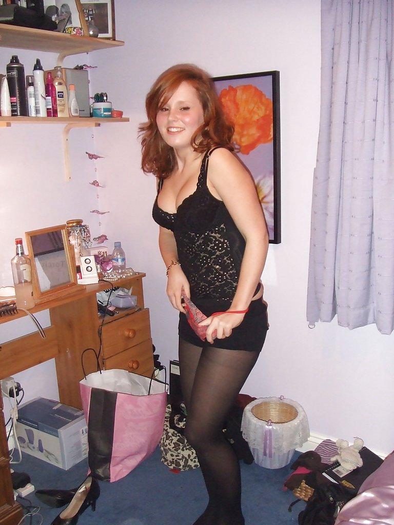 19P Teens in stockings pantyhose