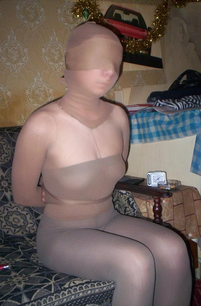 25P pantyhose encasement 2