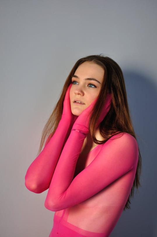 25P pantyhose encasement 2