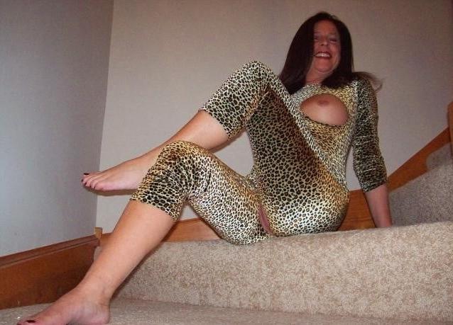 25P stairway to heaven pantyhose 2