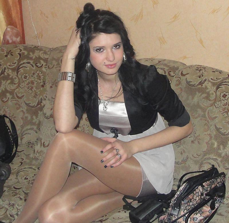 25P sexy babes in tights pantyhose nylons 167