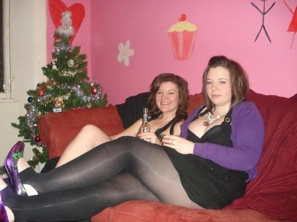 25P sexy babes in tights pantyhose nylons 165