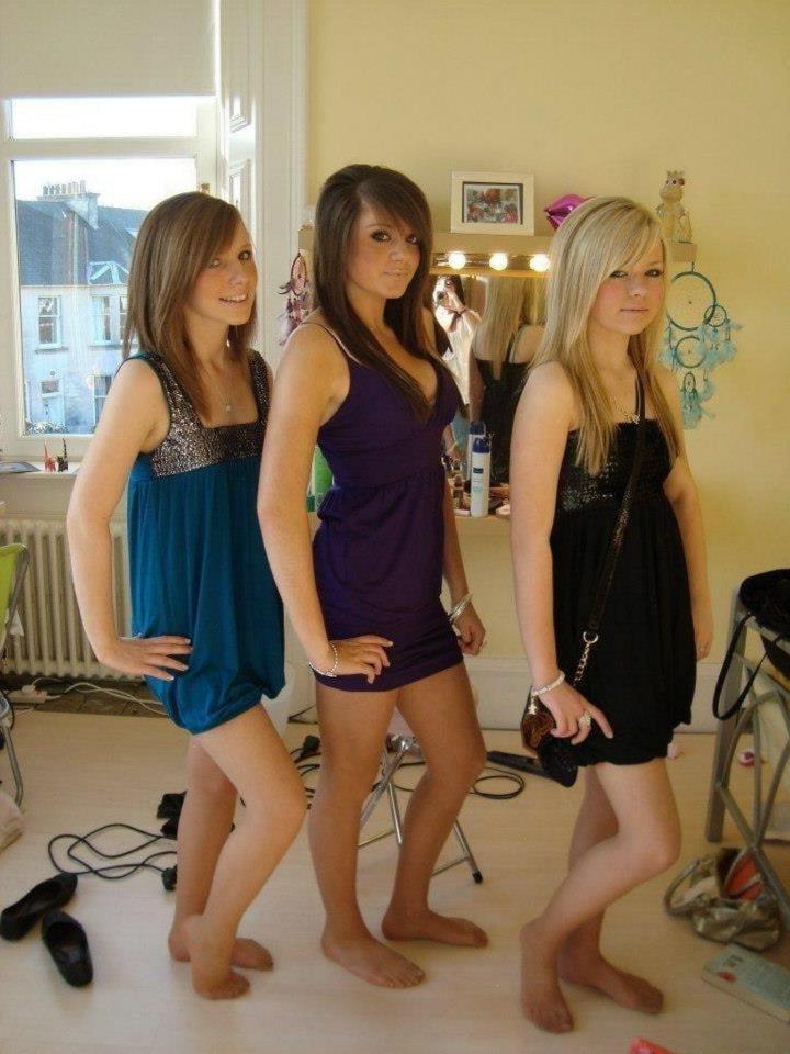 25P sexy babes in tights pantyhose nylons 169