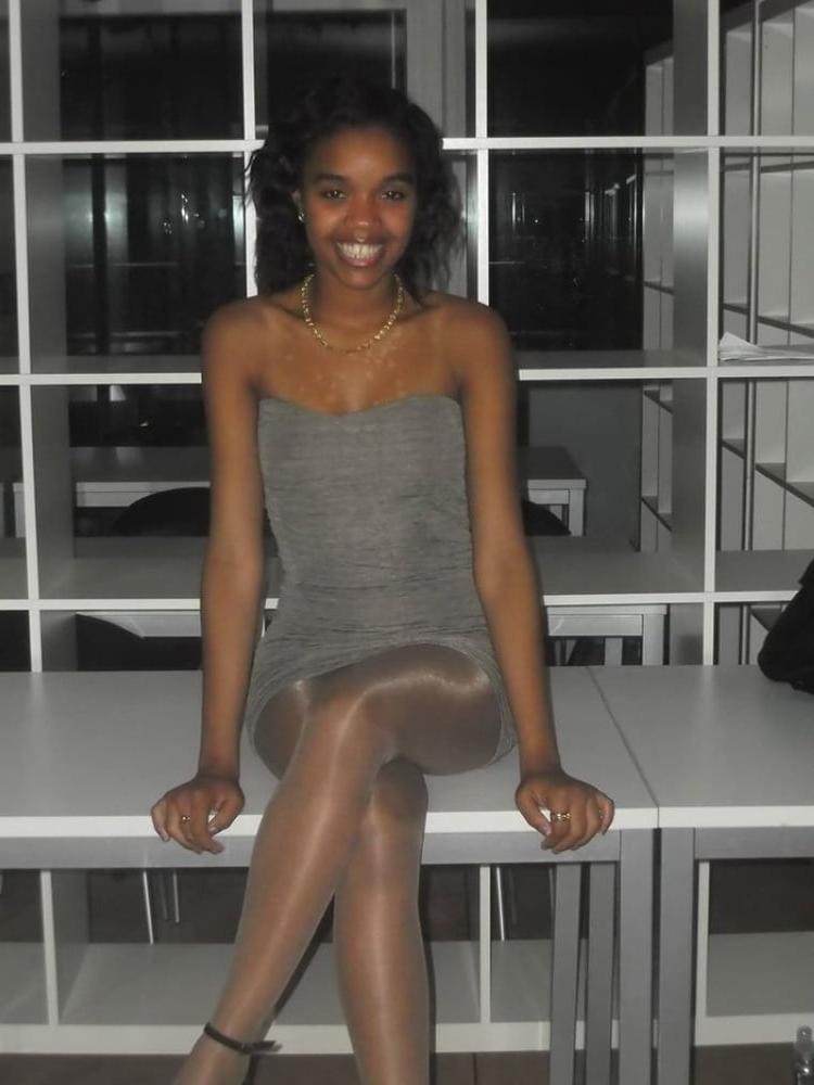 25P PANTYHOSE AMATEURS 303
