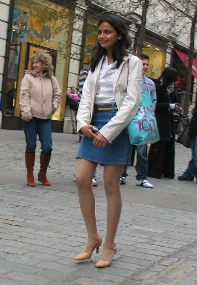 25P street pantyhose 2