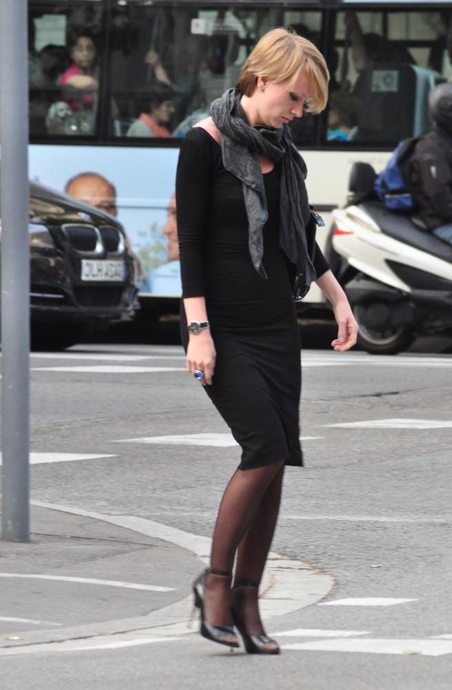 25P street pantyhose 2