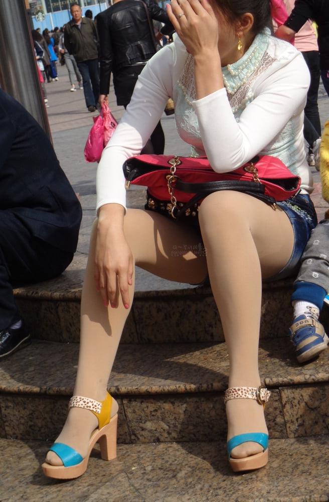 25P street pantyhose 2
