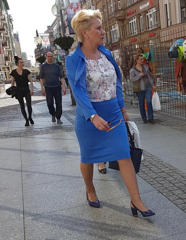 25P street pantyhose 2