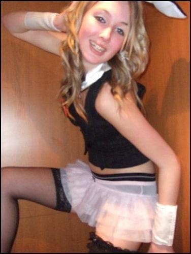 25P sexy babes in tights pantyhose nylons 160