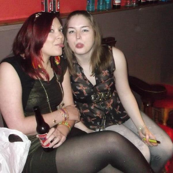 25P sexy babes in tights pantyhose nylons 166